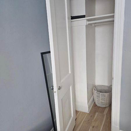 Small Cozy Room, Shared Bathroom Baltimore Luaran gambar